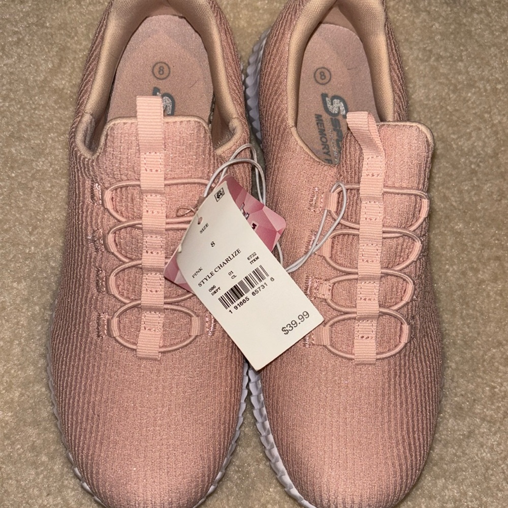 Women (8) NWT pink Skechers sport with memory foam